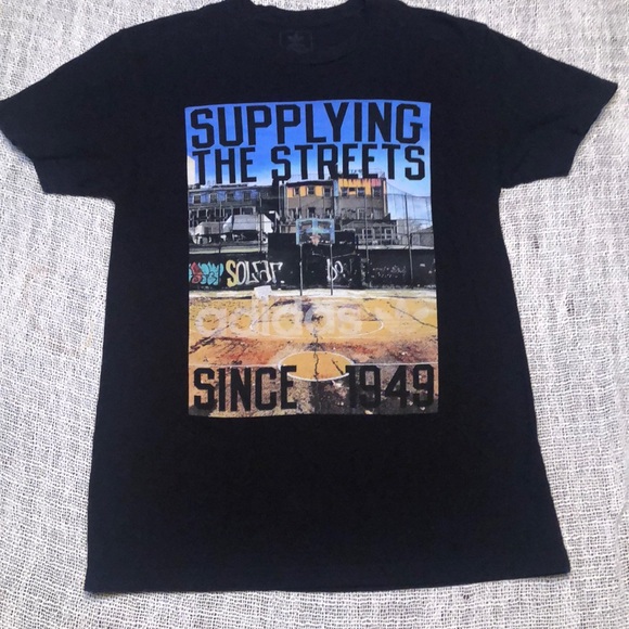 adidas Other - Adidas graphic tee size small